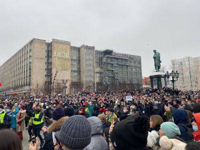 Константин Лакеев - В Москве задержали тиктокера по подозрению в нападении на машину ФСБ - kasparov.ru - Москва