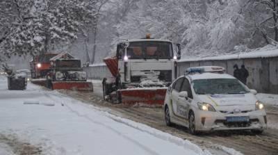 В Одессе сильный снегопад, движение транспорта затруднено - ru.slovoidilo.ua - Украина - Одесса