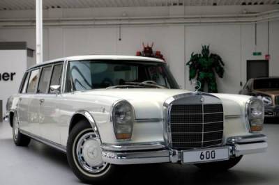 Mercedes-Benz 600 Pullman 1975 года с комфортный салоном от современного Maybach - skuke.net - Голландия - Интересно