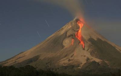 В Индонезии началось извержение вулкана Мерапи - rbc.ua - Индонезия