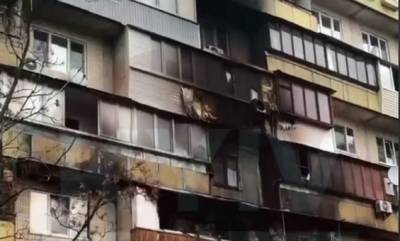 В Киеве пламенем охватило многоэтажку, всплыли детали: "пожарные сбрасывали вызов и ехали полчаса" - politeka.net - Киев