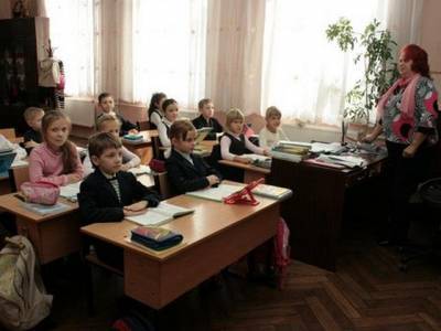 В школе после ремонта за 21 миллион гривен с родителей продолжают собирать деньги на материалы - 24tv.ua - Львов