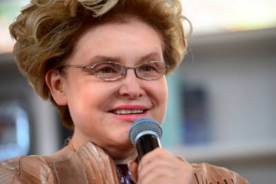 Елена Малышева - Малышева назвала опасные для памяти продукты - lenta.ru