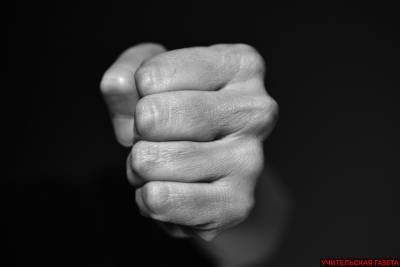 В двух регионах России проверяют случаи избиения кадетов офицерами-воспитателями – Учительская газета - ug.ru - Воронеж - Казань