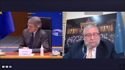 Давид Сассоли - Раввин Пинхас Гольдшмидт предостерег Европу от ограничения религиозных свобод - stmegi.com - Москва - Брюссель