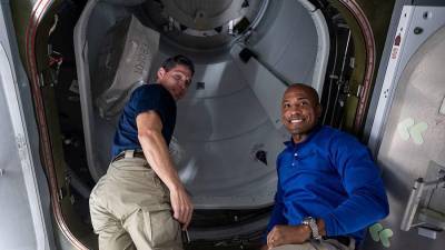 Виктор Гловер - Майкл Хопкинс - Астронавты NASA не смогли запустить европейскую научную платформу на МКС - iz.ru - США - Columbus