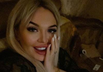В центре Москвы модель Playboy напала на знакомую с ножом - ya62.ru - Москва - Нападение