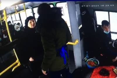 Зачинщицей драки с кондуктором из-за маски в Красноярске стала пассажирка - kras.mk.ru - Красноярск