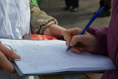 Александр Бастрыкин - Ярославцы собрали 2 тыс подписей в поддержку полицейского застреллившего в Дагестане мужчину - yar.mk.ru - респ. Дагестан - Ярославская обл. - Ярославль - Каспийск