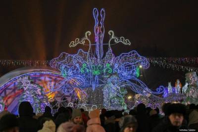 Новогодняя иллюминация останется в Томске до 24 февраля - tv2.today - Томск