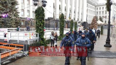 Полиция взяла под усиленную охрану центр Киева - news.bigmir.net - США - Киев