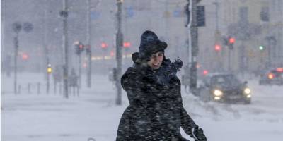 Из-за снегопада на дорогах Киева образовались пробки: куда лучше не ехать - nv.ua - Киев - Броварск