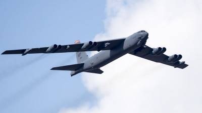 Джо Байден - Американский бомбардировщик В-52 пролетел над Персидским заливом - golos-ameriki.ru - США - Иран - штат Луизиана