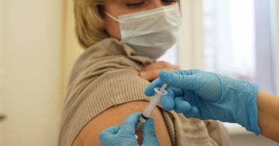 Более 2 млн россиян уже привились вакциной "Спутник V" - ren.tv