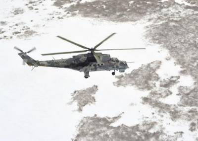 Вертолеты Ми-24П и Ми-8АМТШВ оттачивают боевые навыки в горах Тувы - argumenti.ru - респ.Тыва - Тува
