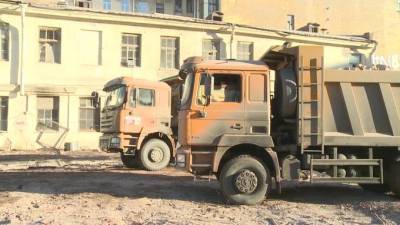 В Петербурге запретили въезд в город грузовикам весом более 8 тонн - piter.tv - Санкт-Петербург