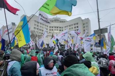 Протестующие ФОПы добрались до КСУ (ВИДЕО) - agrimpasa.com - Киев