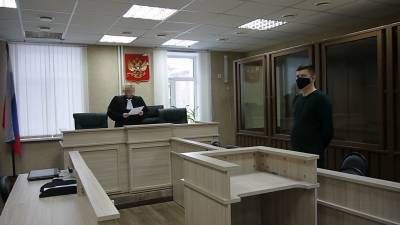 В Сыктывкаре бывший управляющий "ДНС" осужден за хищение техники и денег по фиктивным возвратам - komiinform.ru - Сыктывкар