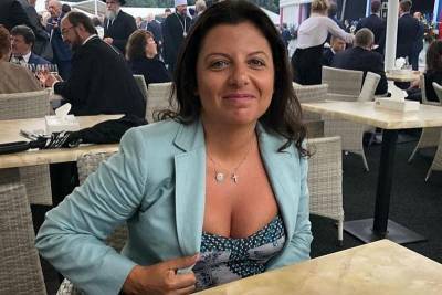 Маргарита Симоньян - «Россия, матушка, забери Донбасс домой»: Маргарита Симоньян просит РФ присоединить часть Украины - bloknot.ru - Россия - Украина - Донецк - Донбасс