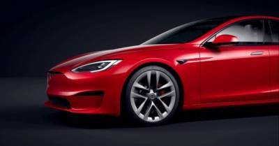 Стеклянная крыша, штурвал вместо руля и доступ к видеоиграм: Tesla обновила дизайн Model S - delo.ua - Украина