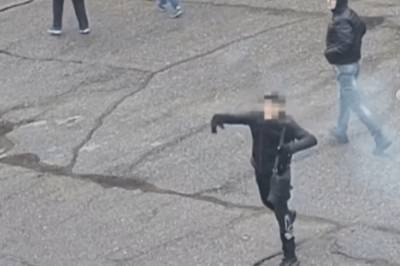 В Никополе прогремел взрыв возле детсада: бросившего устройство задержали (видео инцидента) - newsone.ua - Днепропетровская обл. - Никополь