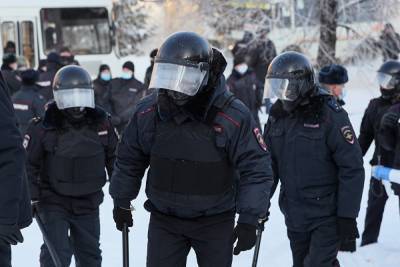 В Челябинске на несогласованную акцию протеста выведут максимальное число полицейских - znak.com - Челябинск