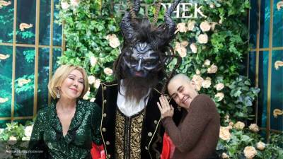 Любовь Успенская - Татьяна Плаксина - Накрывает стол на двоих: Успенская с нетерпением ждет возвращения Плаксиной из США - nation-news.ru - США