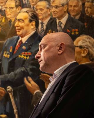 Владимир Зеленский - Захар Прилепин - Прилепин о будущем Зеленского: “Есть хорошая работа озеленителя и садовника в Геленджике” - actualnews.org - Киев - ДНР - Ростов-На-Дону - ЛНР - Геленджик