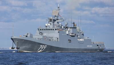 Российский фрегат «вступил в морской бой» с американскими эсминцами - sharij.net - США