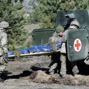 На украинских военных на Донбассе с помощью беспилотника скинули снаряд - reporter-ua.com - Донбасс