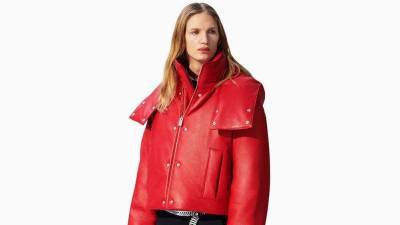 принцесса Диана - Louis Vuitton - Демна Гвасалия - Как носить красный этой зимой - skuke.net