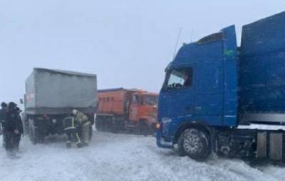 На Киевской трассе в Одесской области затор растянулся аж на 30 километров – фото, видео - 24tv.ua - Киев - Одесса - Одесская обл. - Новости