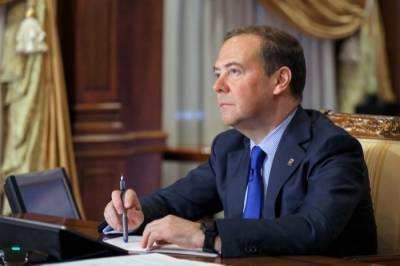 Дональд Трамп - Дмитрий Медведев - Медведев: надо договариваться о правилах деятельности соцсетей, чтобы преодолеть тревожащие тенденции - interfax-russia.ru - Россия - США