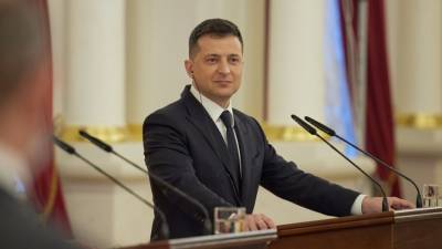 Владимир Зеленский - Зеленский назвал поставку вакцины от COVID-19 Украине вопросом геополитики - politros.com - Киев - Ляйен