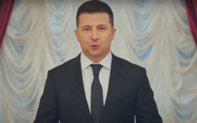 Владимир Зеленский - Ночные съемки и крохотный гонорар: СМИ выяснили правду о новогоднем ролике Зеленского - akcenty.com.ua