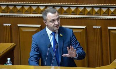 Тарас Креминь - Чиновники и соискатели гражданства будут сдавать экзамен по украинскому языку - capital.ua