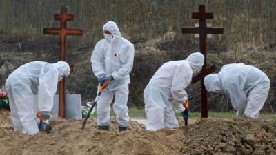 В Архангельске ритуальщики требуют с родственников погибших от ковида выдуманный налог - readovka.news - Архангельск