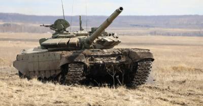 Мотострелковое соединение Балтфлота в Калининградской области усилили 30 танками улучшенной модификации - klops.ru - Калининградская обл.