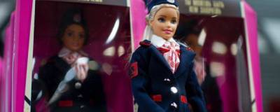 Компания Barbie представила коллекцию кукол в образе машинисток электропоезда - runews24.ru - Москва