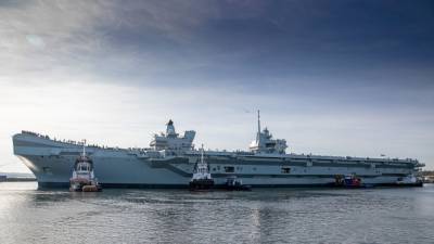 Новейший авианосец ВМС Британии сломался и провалил совместную миссию с США - inforeactor.ru - США - Англия