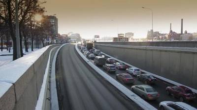 Почти 11 километров новых дорог стали доступны для петербуржцев в 2020 году - piter.tv - Строительство