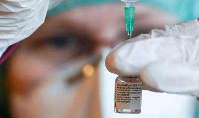 Нил Ушаков - Илза Винькеле - Латвийцы не хотят вакцинироваться. И в этом нет ничего удивительного - lv.baltnews.com - Латвия