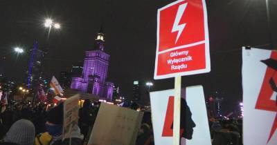 "Наше тело - наше дело": в Польше продолжаются протесты против почти полного запрета абортов (ФОТО, ВИДЕО) - dsnews.ua - Польша - Варшава
