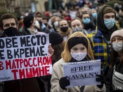 Роскомнадзор вызвал представителей TikTok и Telegram из-за акций в поддержку Навального - gordonua.com - Россия