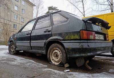 В Сосновом Бору избавятся от бесхозных автомобилей - online47.ru