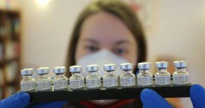 Виктор Ляшко - Украина в феврале получит 117 тысяч доз вакцины Pfizer-BioNTech: кого будут прививать первыми - tsn.ua