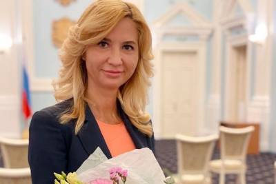 Ирина Солдатова - Экс-главу здравоохранения Омской области объявили в розыск из-за дела о борьбе с COVID-19 - tv2.today - Омская обл.