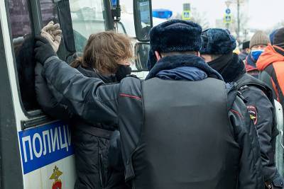 Порядка 40% задержанных на незаконной акции 23 января в центре Москвы - приезжие - tvc.ru - Москва