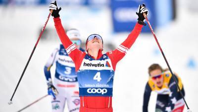 Тереза Йохауг - Яна Кирпиченко - Юлия Ступак - Ступак завоевала серебро в масс-старте на этапе КМ - gazeta.ru - Норвегия
