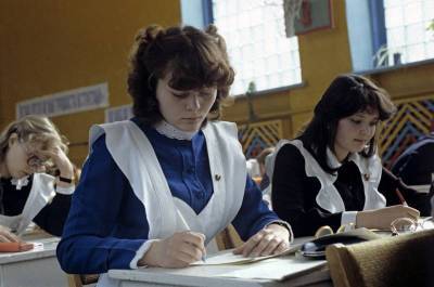 Почему школьники в СССР были умнее, чем современные ученики - pravda-tv.ru - Россия